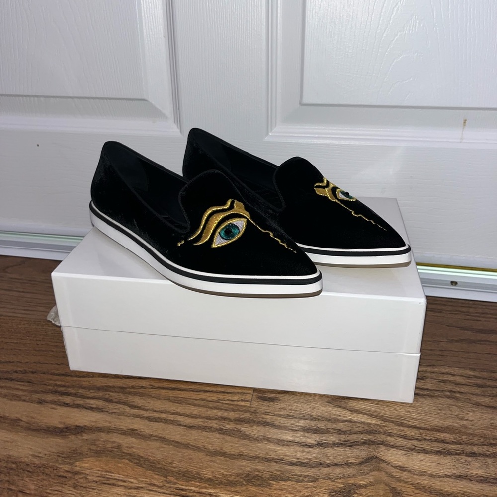 Black Velvet Slip-On Shoes with Eye Design